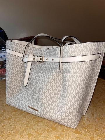 Sac Michael Kors authentique