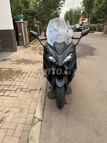 Tmax بحالة ممتازة 8000 كم - 2