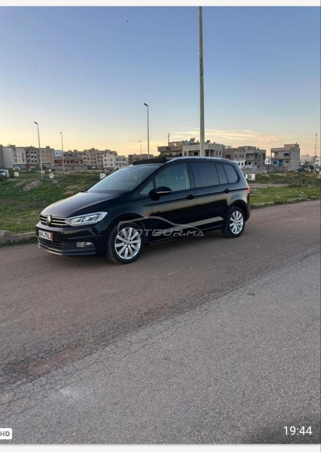 Volkswagen Touran Diesel Manuelle 2017 à Settat
