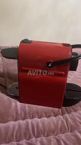 Nespresso Inissia Rouge - Jamais utilisée - 2