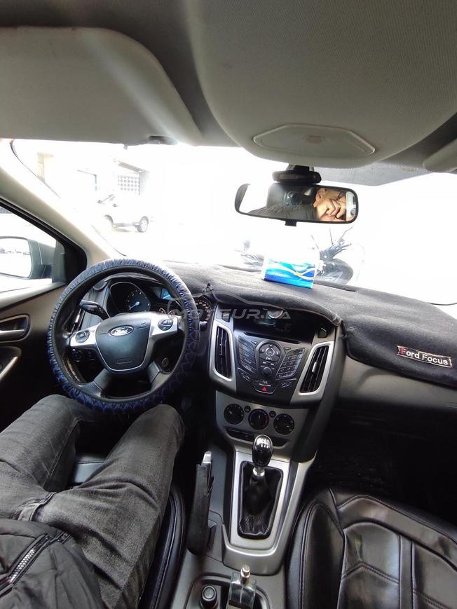 Ford Focus Diesel 6CV modèle fin 2014 en bn état