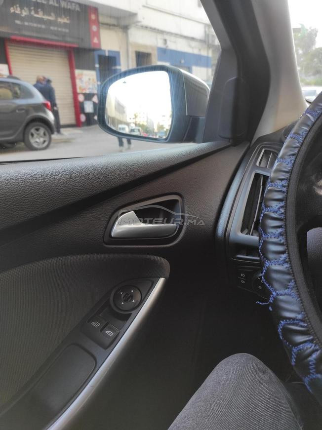 Ford Focus Diesel 6CV modèle fin 2014 en bn état
