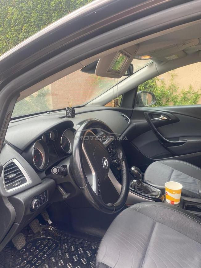 Opel Astra longue