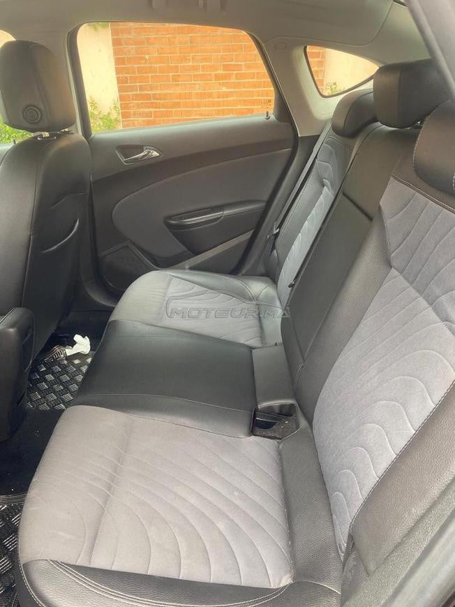 Opel Astra longue
