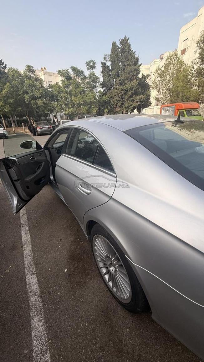 Mercedes benz CLS350 