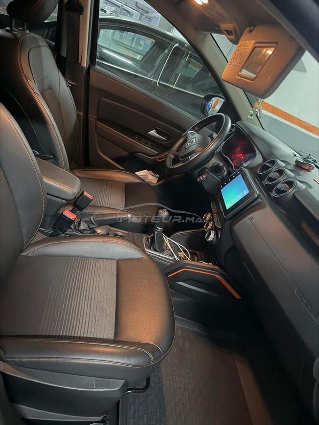 Dacia duster 2022 mazout automatique Tanger 