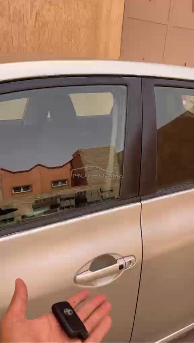 Toyota auris 2007 dewana 2016