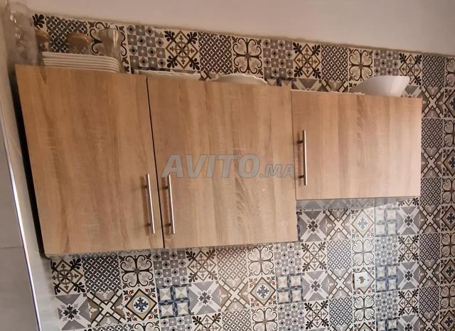 3 placards de cuisine supérieurs encore en bon état - 2