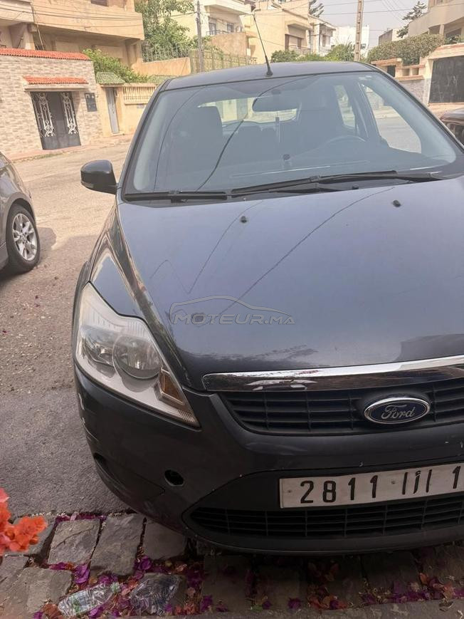 ford focus ghia
