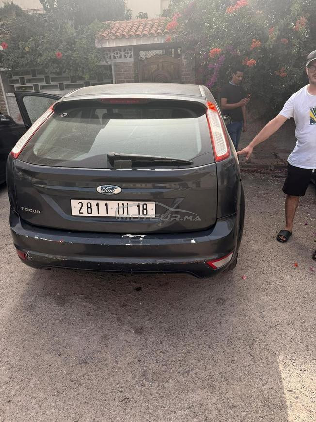 ford focus ghia