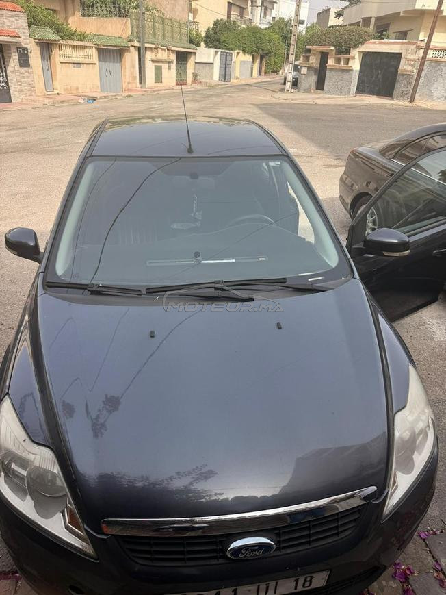 ford focus ghia