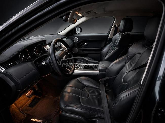 range Rover évoque 