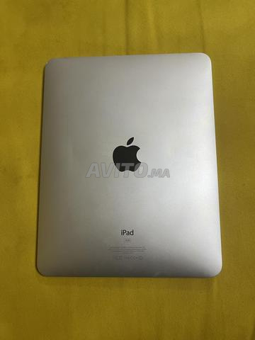 iPad 1ère génération 16 Go fonctionnelle, nécessite juste une batterie - 2