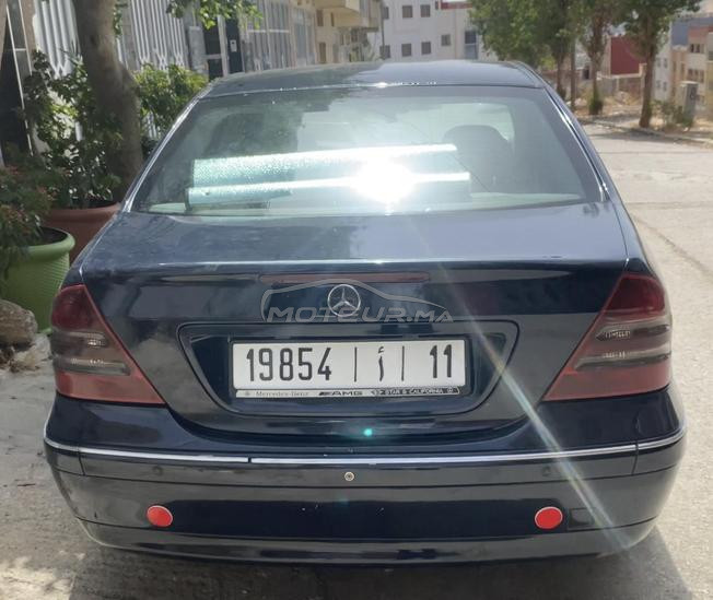 Mercedise 220