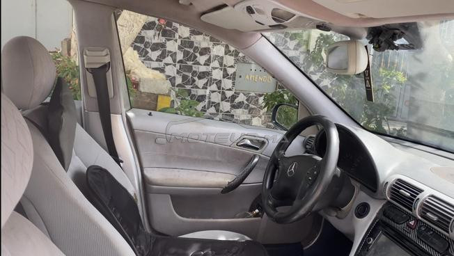 Mercedise 220