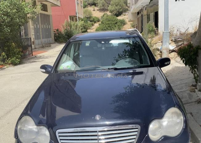 Mercedise 220