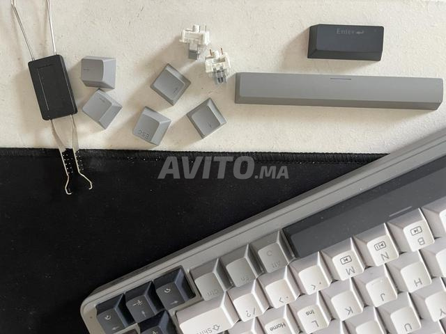 Clavier M4G GM68 bon état avec accessoires - 2