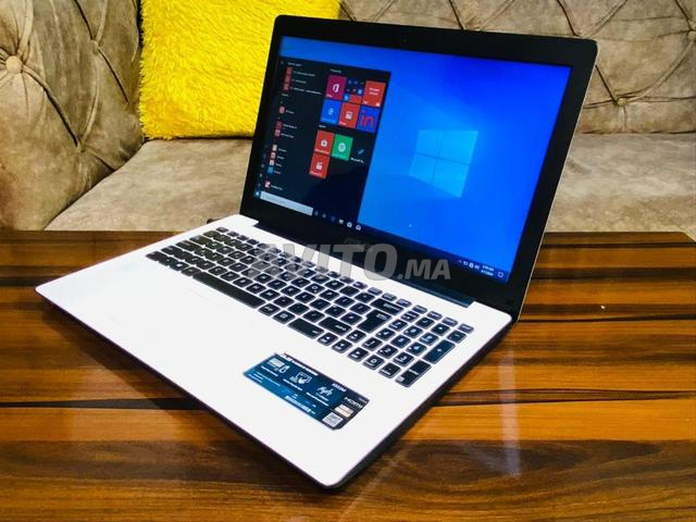 أسوس i7 الجيل السادس رام 8 قرص SSD شاشة 15