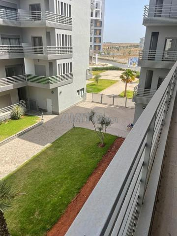 Appartement à louer 130m² à Victoria Bouskoura - 2