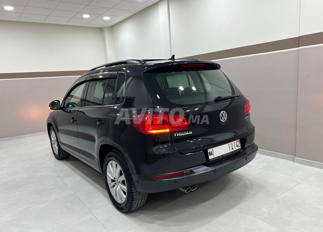 Volkswagen Tiguan - 2
