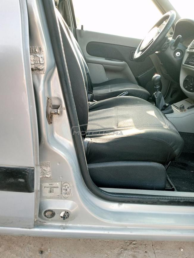 clio 2 essence