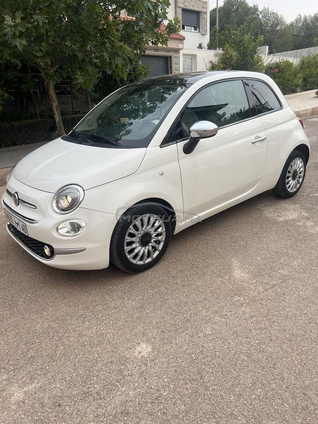très belle voiture toutes options comme neuve 