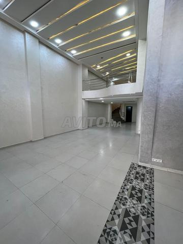 محل تجاري مجهز بالكامل للإيجار في شارع 2 مارس - 2