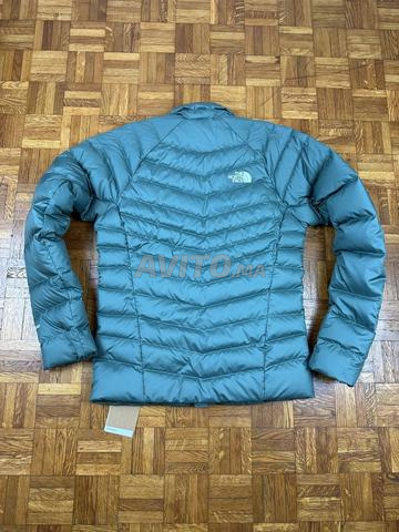 جاكيت رجالي The North Face جديد مقاس S - 2