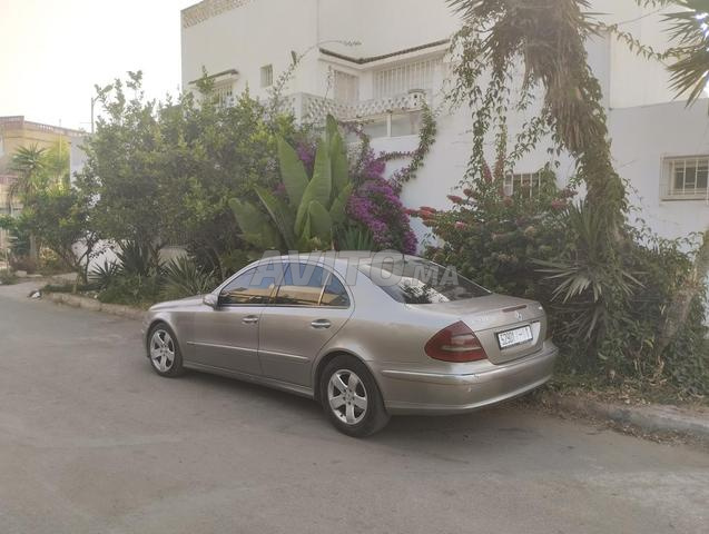 Mercedes E270 Avantgarde - 2