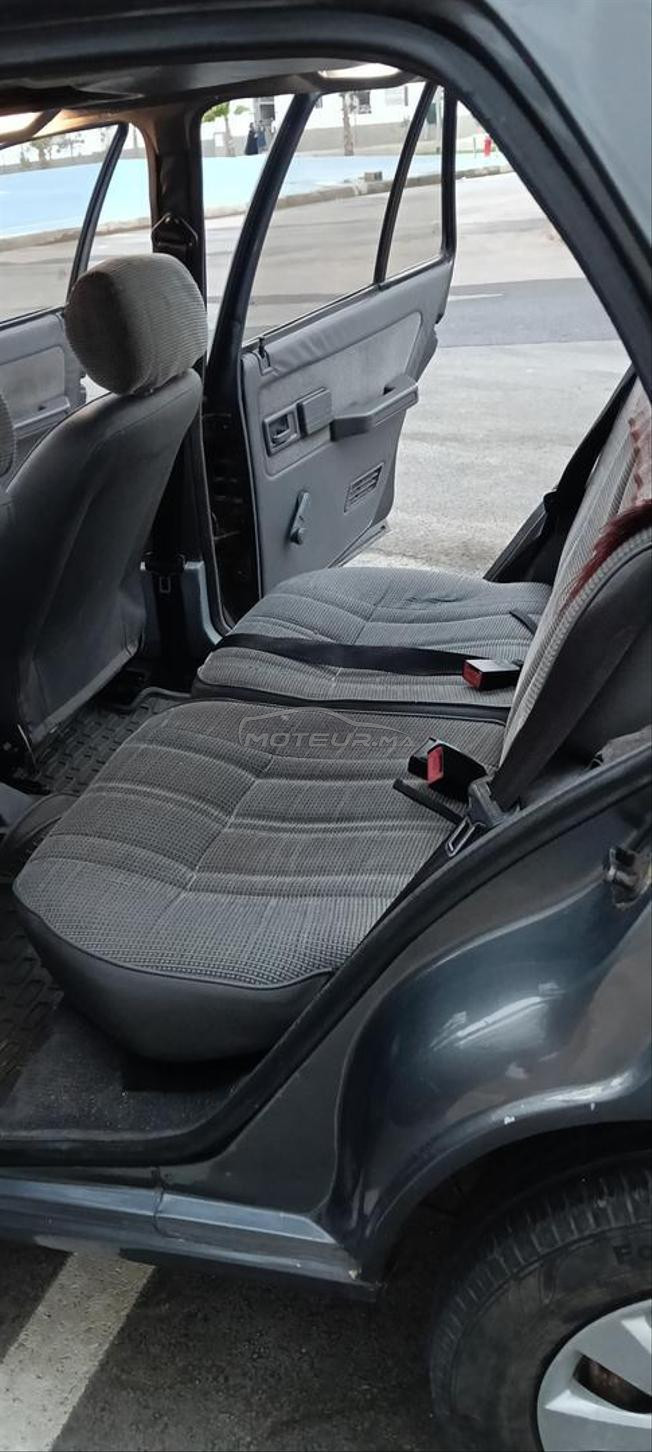      Peugeot 205 بحالة جيدة  