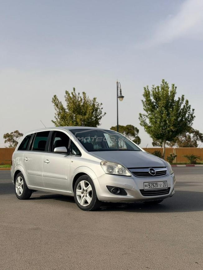 Opel Zafira Diesel Manuelle 2009 à Guercif