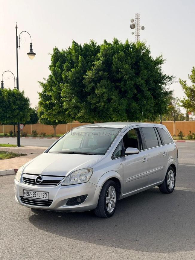 Opel Zafira Diesel Manuelle 2009 à Guercif