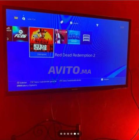 PS4 en promotion avec 2 manettes - 2
