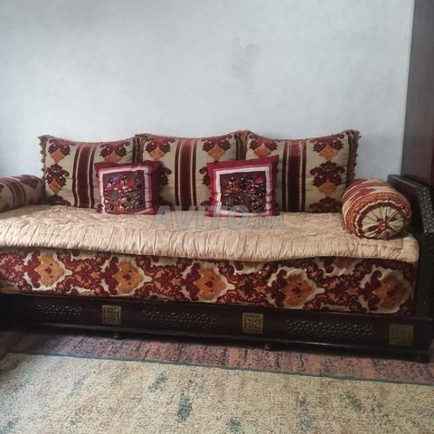 Salon avec matelas médical