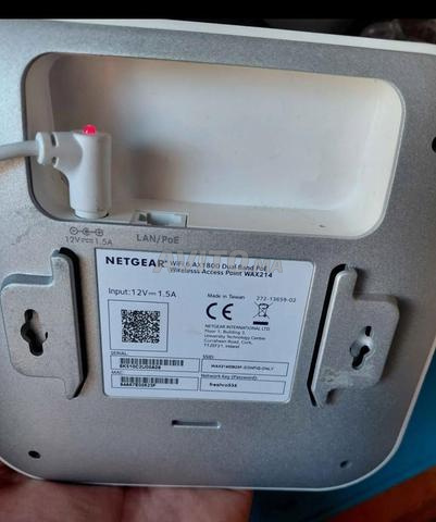 Point d'accès Netgear Business WAX214 - 2