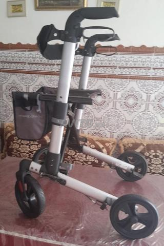Déambulateur médical à roues, importé des Pays-Bas - 2