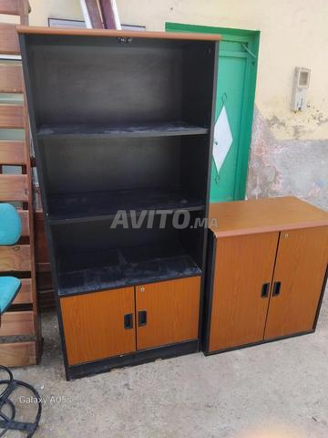 معدات مكتبية للبيع