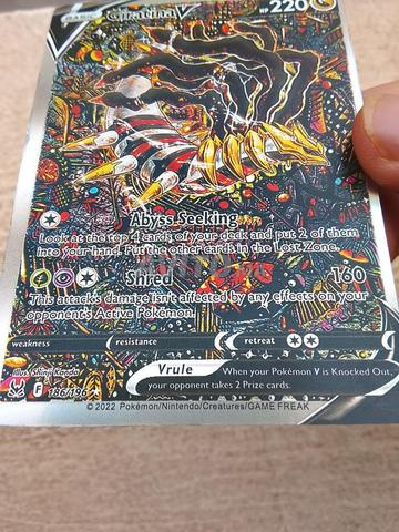 Giratina V 186/196 ©2022 - 2