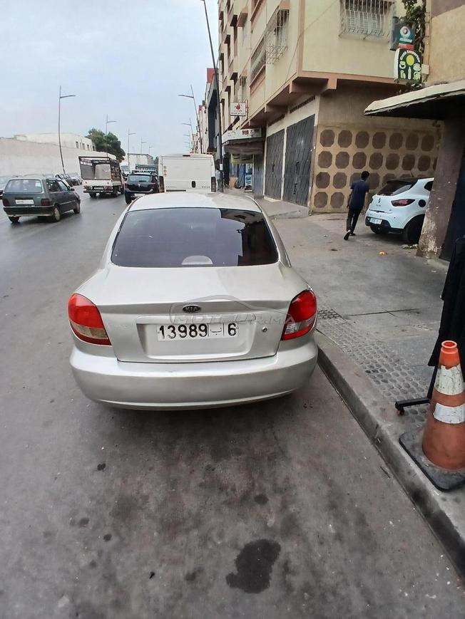 سيارة جيدة