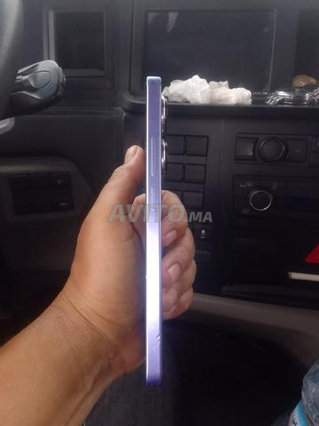 Redmi Note 13 Pro, bon téléphone, écran fissuré - 2