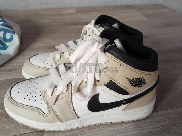 Paire Air Jordan 1 Mid - 2
