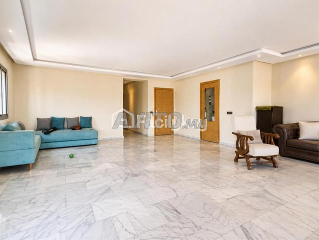 Appartement de 130 m² à Casablanca