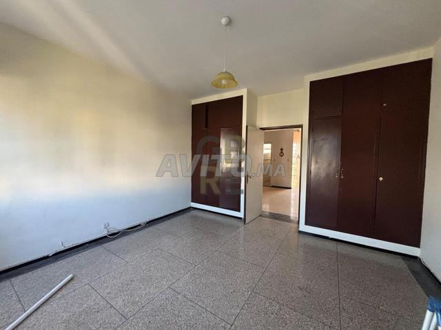 À vendre Spacieuse villa à Bettana. Salé
