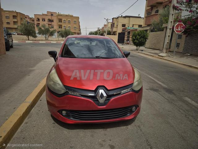 Renault Clio 4 Essence Manuelle 2014 à Ben Guerir - 2