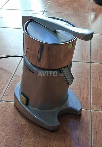 عصارة ليمون احترافية Ceado SL98