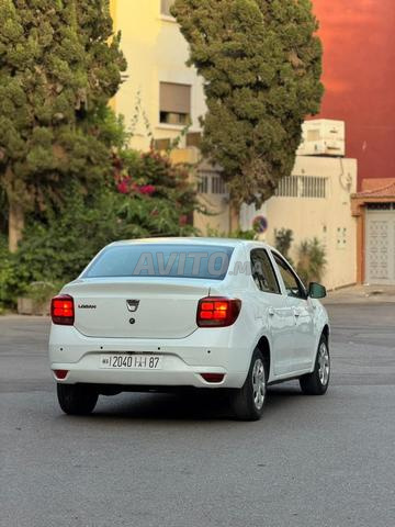 Dacia Logan bien entretenue - 2