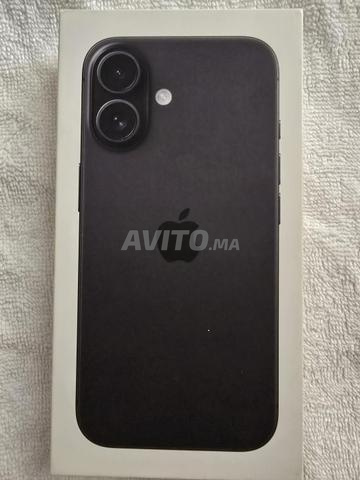 iPhone 16 - 2
