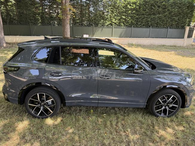 Nouvelle Volkswagen Tiguan 272cv R Line toit pano
