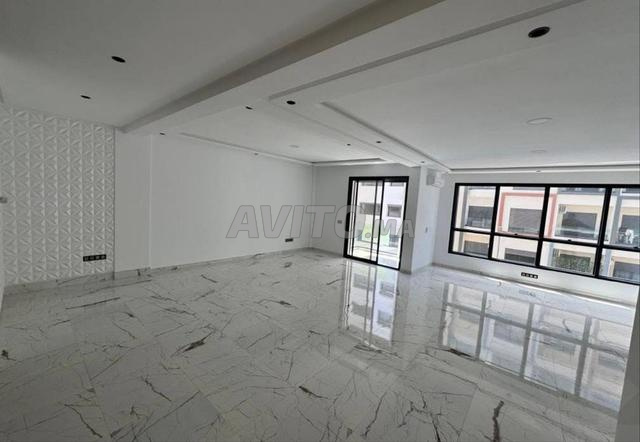 Bureaux neufs à louer de 67 m² - 2