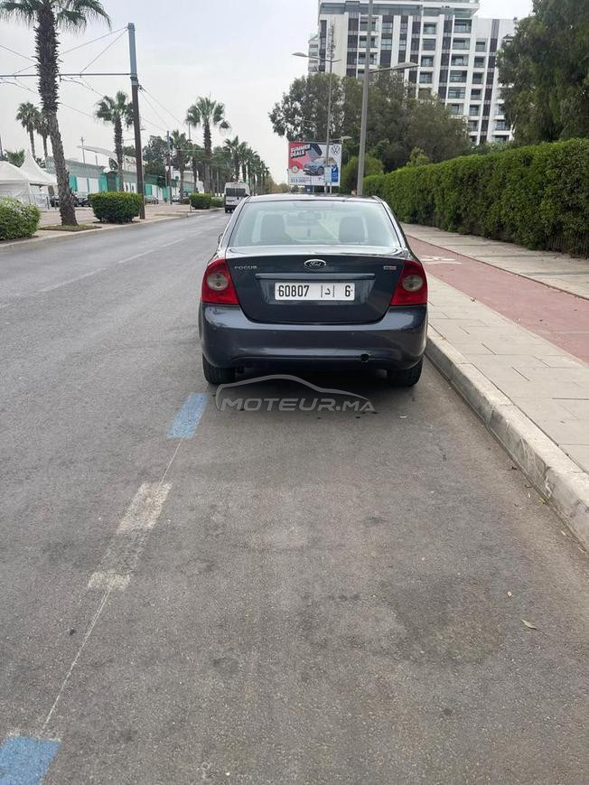 Ford focus Ghia 2011
